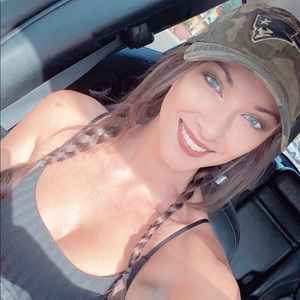 Meet your Posher, Nicole